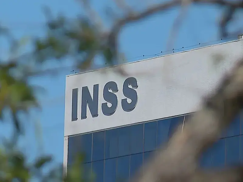 Fila do INSS cai ao menor nível em 21 meses, com 1,8 milhão de pedidos