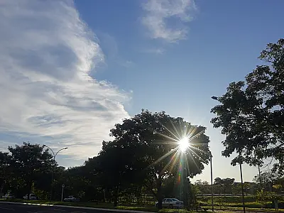Previsão indica calorão de 41°C e alerta para pancadas de chuva em MS