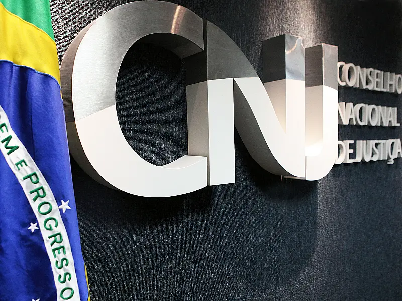 CNJ acaba com aposentadoria como punição para juízes, mas STF dará palavra final