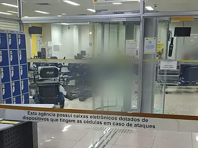 Homem em surto morre dentro de agência bancária na Capital