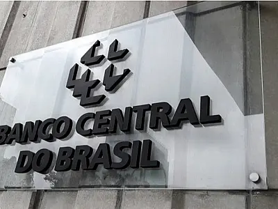 Mercado financeiro reduz previsão da inflação para 5% este ano