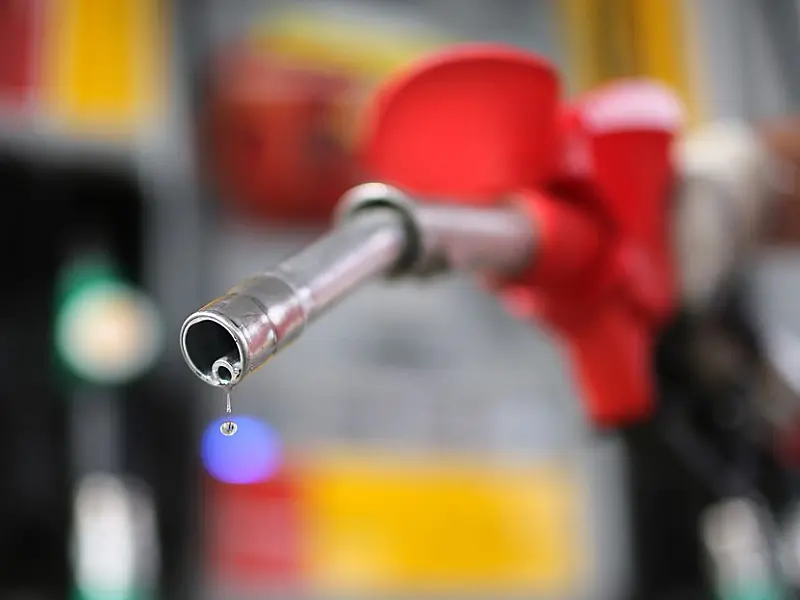 Gasolina também deve acompanhar tendência internacional de queda