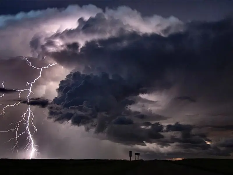 Tempestades podem atingir MS com chuva forte, raios e ventos de até 60 km/h