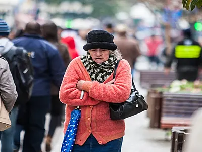 Frente fria derruba temperaturas e domingo  começa gelado em MS