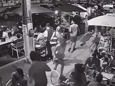 Clientes confundem turma de crossfit com arrastão e fogem de bar; assista