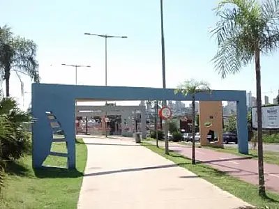 Homem é encontrado morto dentro de carro na região da Orla Morena, em Campo Grande