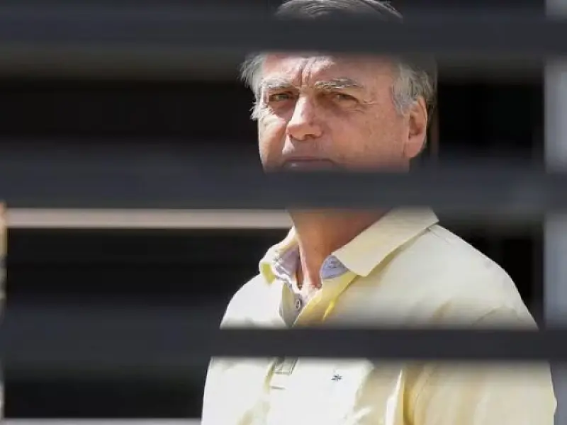 PGR defende que Bolsonaro seja mantido em prisão domiciliar