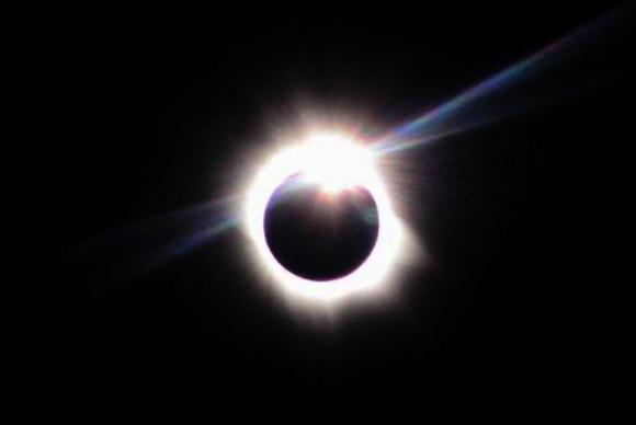 Brasileiros poderão ver eclipse solar por transmissão na internet