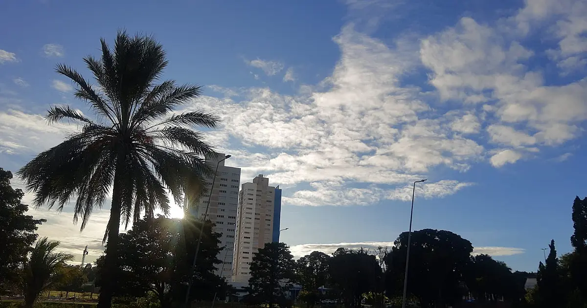 Frente fria e formação de dois ciclones trazem temporais para MS