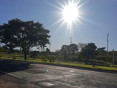 Tempo firme e seco predomina em MS com máximas atingindo 38°C