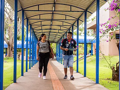 Delcídio promete eleição direta para diretores e valorização de professores