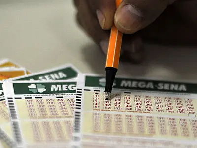 Mega-Sena sorteia prêmio estimado em R$ 32 milhões neste sábado