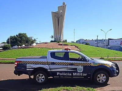 Foragido mente nome aos policiais durante abordagem, mas acaba preso em Dourados