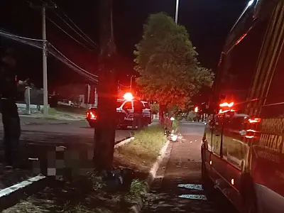 Motociclista morre ao colidir com árvore em avenida de Corumbá