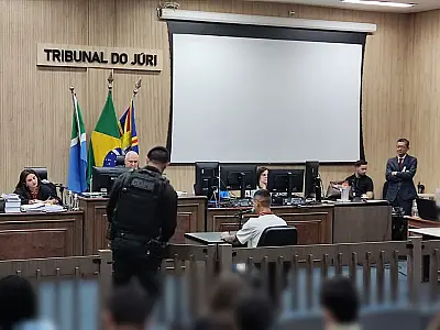 Testemunha diz que João Augusto comentava no trabalho que mataria esposa e bebê