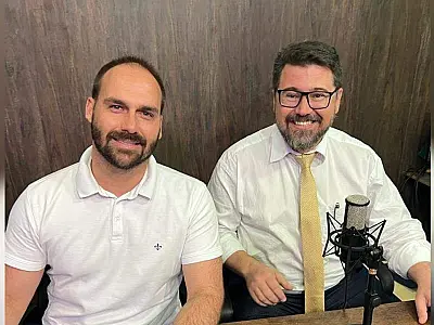 Eduardo e Flávio Bolsonaro saem em defesa de Pollon, "ataque explícito à direita"