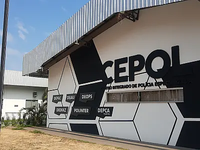 Motociclista embriagado e sem CNH tenta fugir da polícia, cai e é preso em Campo Grande