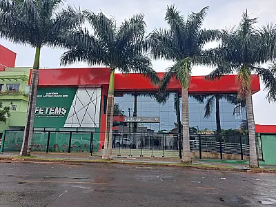 Governo de MS amplia em 90 vagas concurso de professores e prepara novo certame