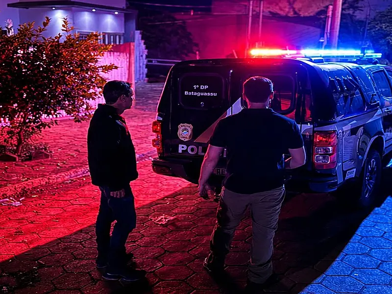 Polícia fecha boca de fumo doméstica e prende mulher em flagrante em MS