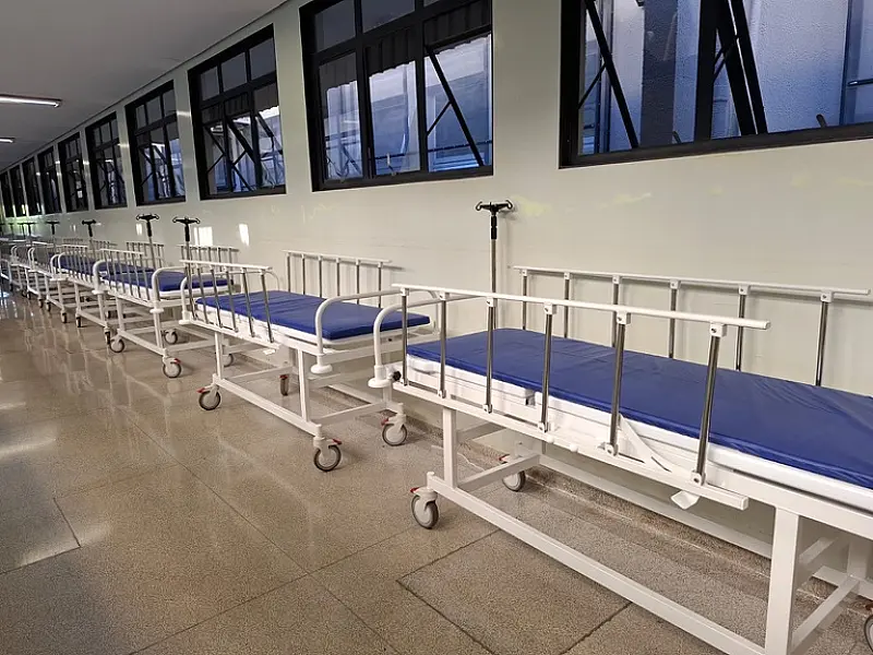 Hospital Universitário recebe 18 novas macas para agilizar exames em MS