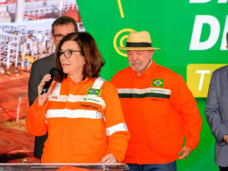 Com Lula, Petrobras assina retomada da UFN-III com aporte de R$ 5 bilhões