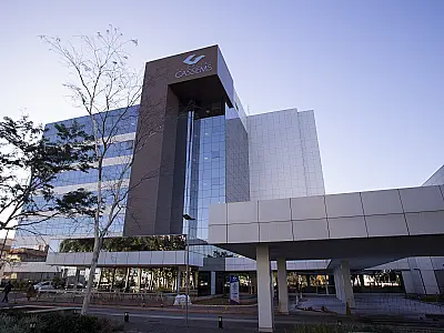 Servidora tenta barrar aumento da CASSEMS sobre cônjuge e Justiça nega liminar