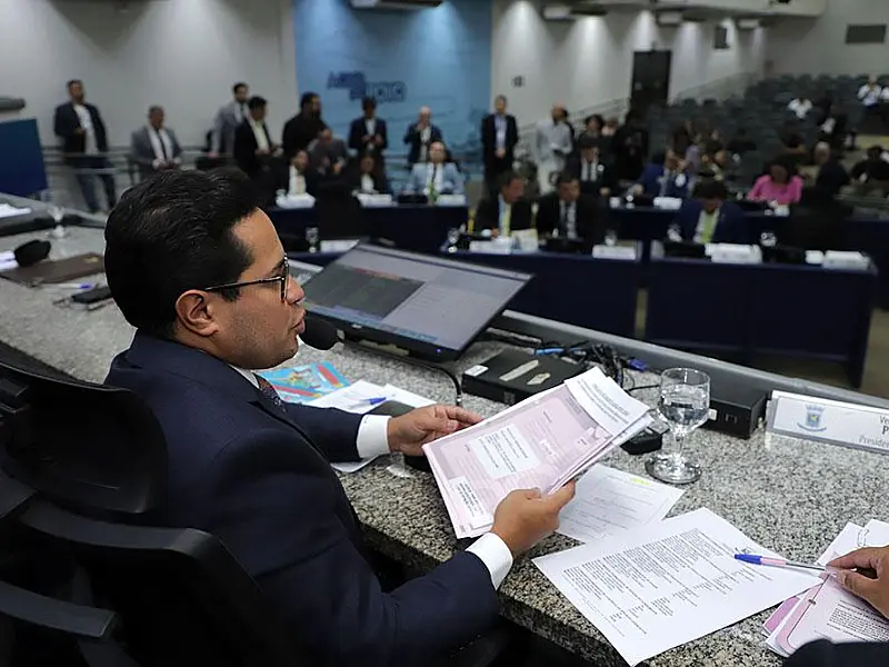 Prefeitura amplia em R$ 600 mil crédito extra e Câmara vota abertura de R$ 5,2 milhões