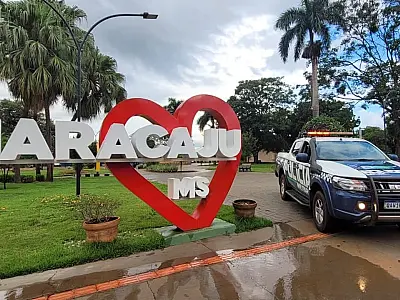 Idoso é preso após assediar jovem de 24 anos em praça de Maracaju