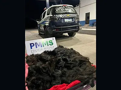 Carga com cabelo humano avaliada em R$ 115 mil é apreendida em ônibus na fronteira