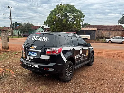 Homem é preso por agredir companheira com martelada na cabeça na Capital