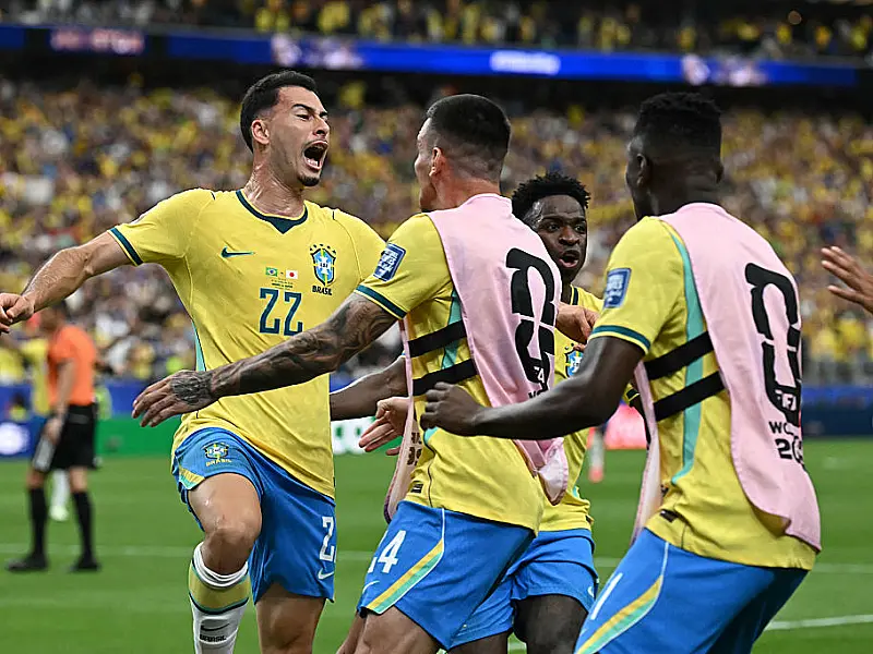 Brasil vira sobre Japão nos acréscimos e avança para oitavas da Copa