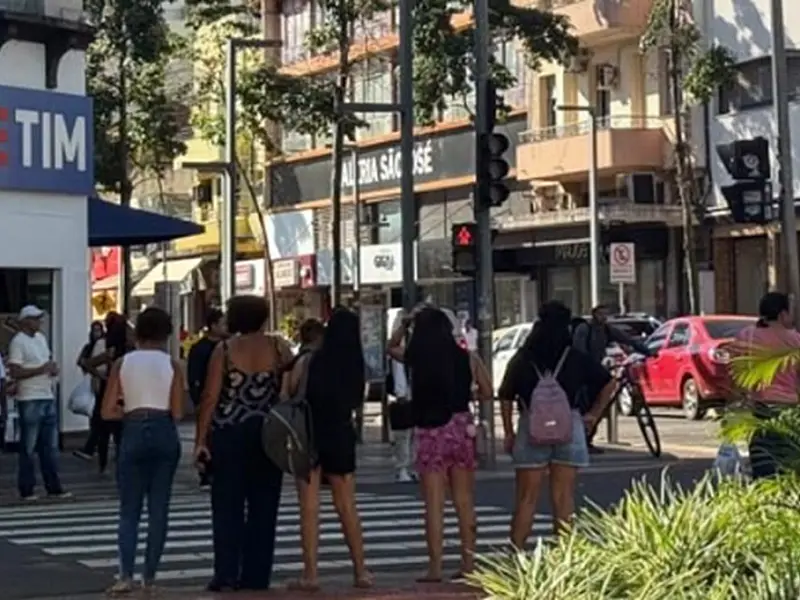 Ação reúne 100 lojas em campanha de descontos no centro de Campo Grande