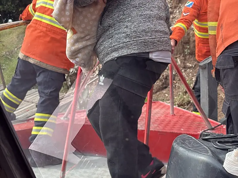 Bombeiros navegam pelo Rio Paraguai e salvam bebê de 1 mês no Pantanal