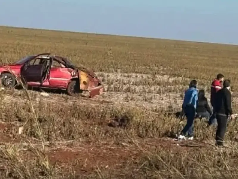 Paraguaia morre em capotamento de veículo entre Ponta Porã e Amambai