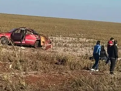 Paraguaia morre em capotamento de veículo entre Ponta Porã e Amambai