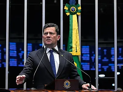 Moro critica reação de Lula à classificação do PCC e Comando Vermelho como terroristas