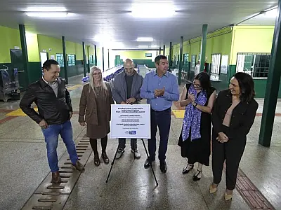 Estado amplia ensino fundamental, cria 30 mil vagas e transforma escolas em tempo integral