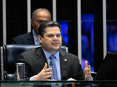 PEC que reduz jornada de trabalho não será votada diretamente no Plenário do  Senado