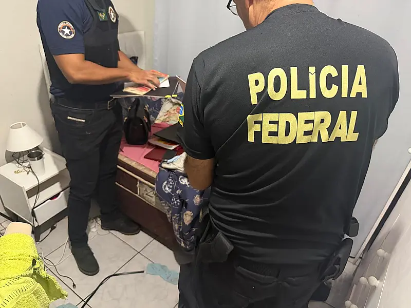 Operação da PF com mandados em MS e MG mira contrabando de cigarro