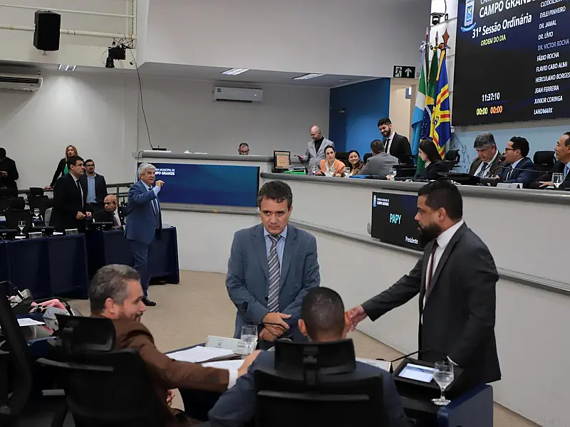 Vereadores votam crédito extra de R$ 5,2 milhões para habitação, obras e trânsito
