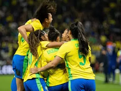 Brasil vira sobre os Estados Unidos e vence amistoso feminino na Neo Química Arena