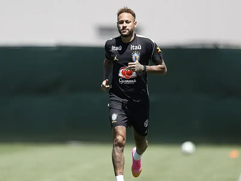 Para "otimizar" recuperação, Neymar está fora do jogo contra o Haiti