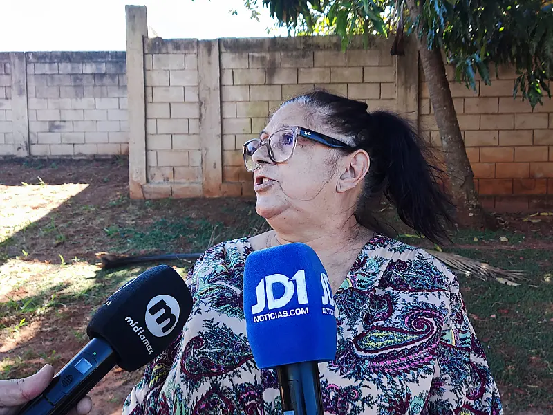Tia de travesti morta a tiros diz sentir alívio após prisão de acusado em Campo Grande