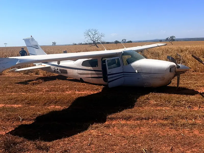 Avião clandestino com drogas é interceptado entre São Gabriel e Camapuã