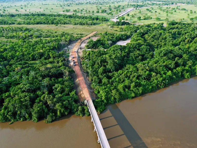 Aeronave perde contato com o radar na região do Pantanal, entre Coxim e Corumbá