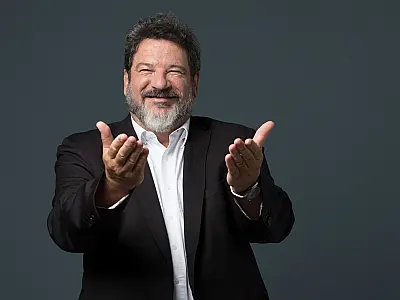 Mario Sergio Cortella traz palestra sobre novas trilhas do pensar a Capital