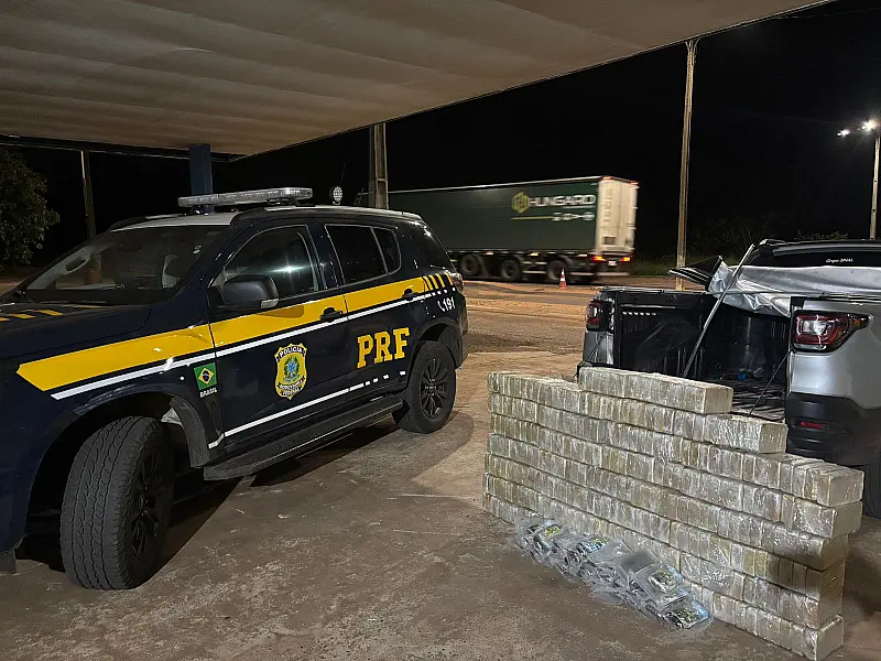 Motorista é preso com 321 kg de cocaína e haxixe em equipamentos de TI em MS