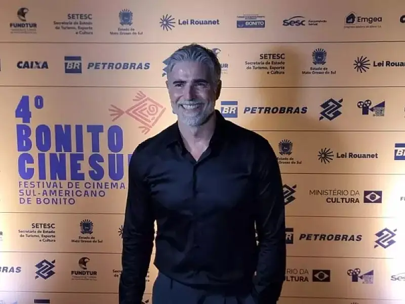 Em Bonito para o CineSur, Reynaldo Gianecchini se encanta com a natureza e dispara, "muito exuberante"