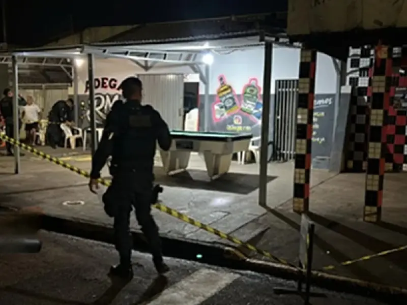 Atiradores ignoram testemunhas e executam rapaz em bar de Três Lagoas
