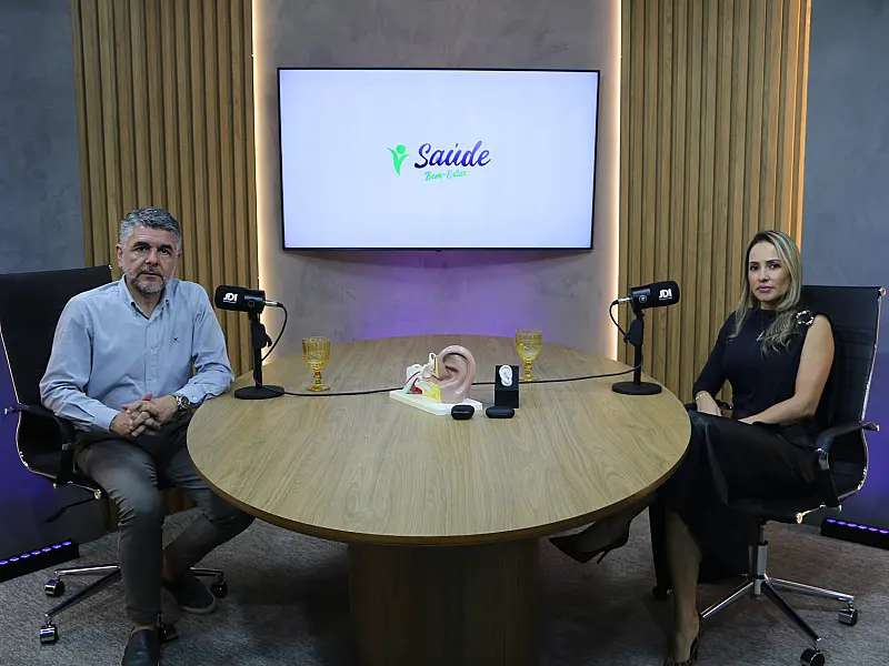 JD1TV: Fonoaudióloga alerta que uso excessivo de fones amplia casos de perda auditiva